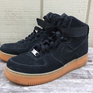 RESERVED. Nike Air Force 1 High Suede Med Brown